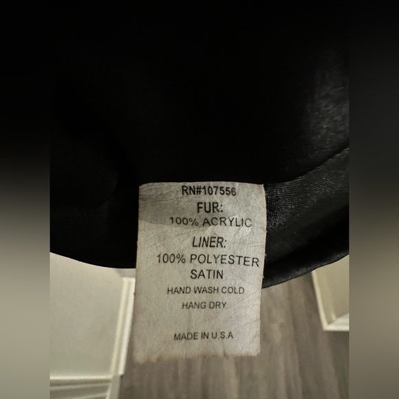 🌈 SpiritHoods Faux Fur Hood  🌈 - Picture 9 of 9